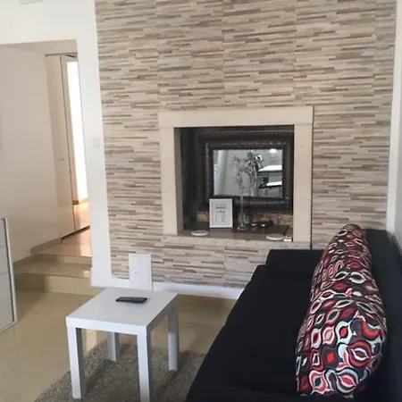 Eni & Dani プーラ