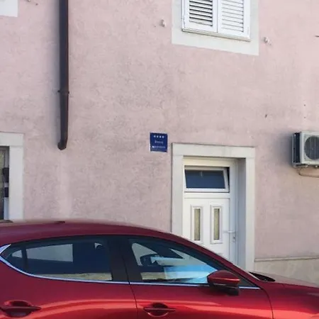 Eni & Dani アパート *