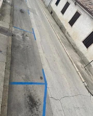 アパート Eni & Dani *