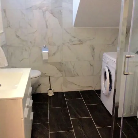 Eni & Dani * Πούλα